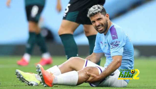 جوارديولا يشعر بالإحباط بسبب أجويرو