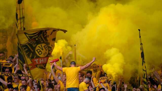 دورتموند يعلن حضور جماهيره في مباراة شالكة