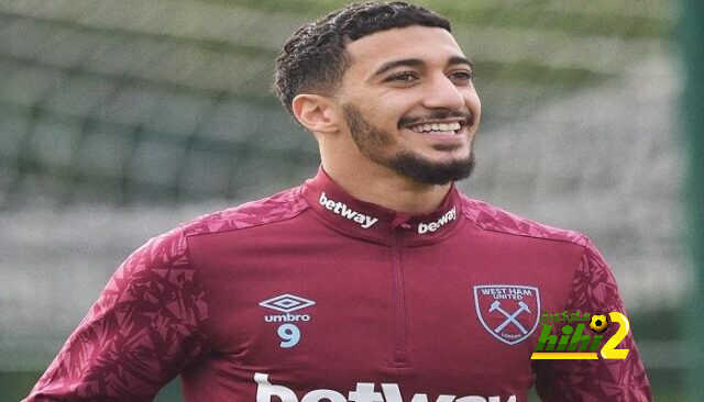 نجم السيتي السابق يتغنى بالجزائري بن رحمة!