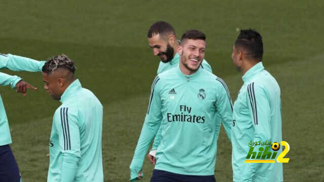 إصابة بنزيما .. ثنائي ريال مدريد أمام فرصة العمر!