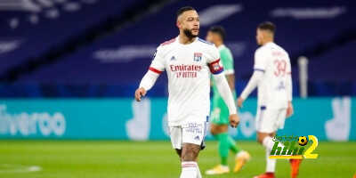 برشلونة يتوصل إلى اتفاق مع نجم ليون