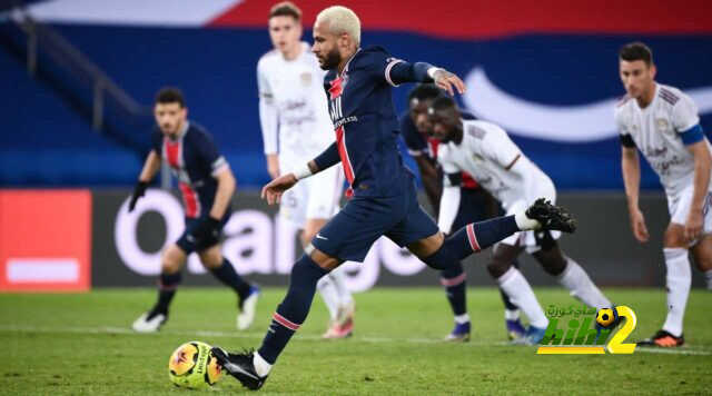 كين ونيمار يقودا باريس للتقدم بفارق هدف على بوردو بالشوط الأول..