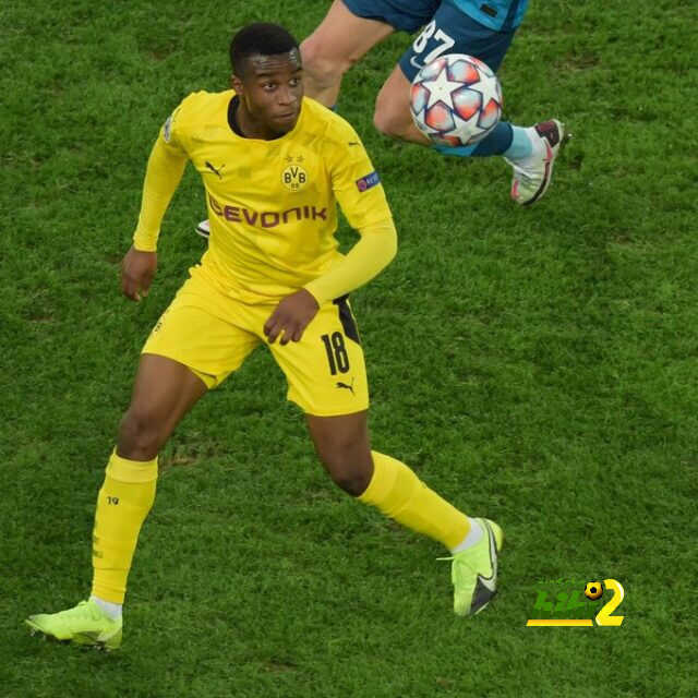 من هو أصغر لاعب يشارك في دوري الأبطال؟
