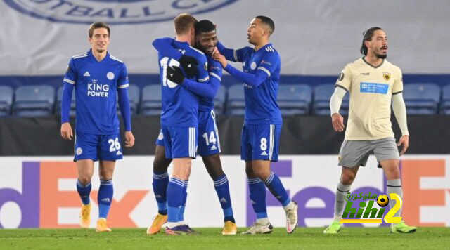ليستر سيتي بثنائية يعبر حصون أيك أثينا..
