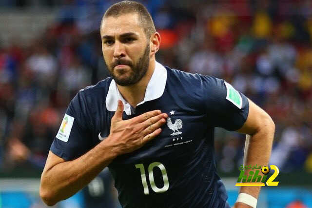 شوستر يطالب بعودة بينزيما إلى المنتخب الفرنسي
