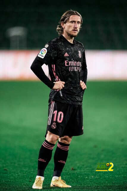 مودريتش يوافق على عرض ريال مدريد للتجديد