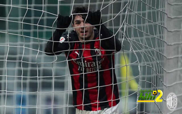 الميلان .. 10 × 10