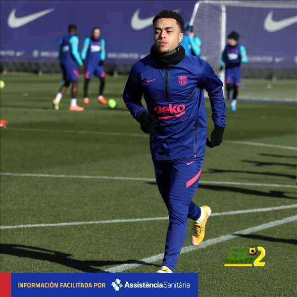 برشلونة يعلن تجدد إصابة ديست