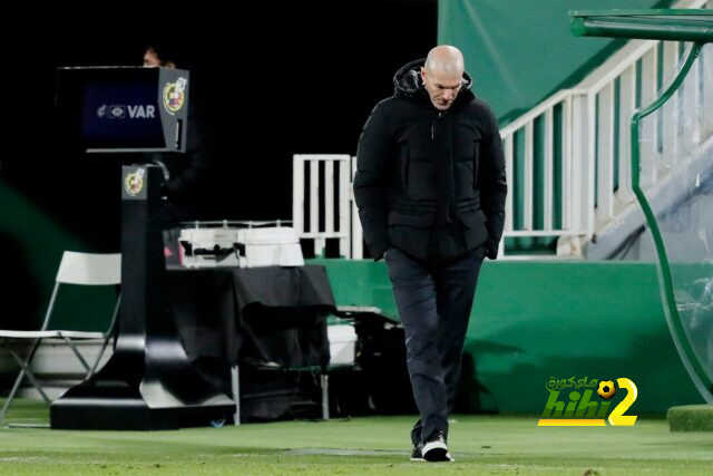 هل تثق غرفة ملابس ريال مدريد في زيدان؟