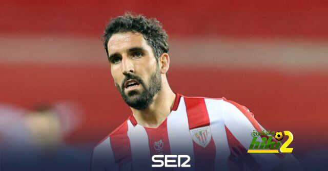 تقارير.. إصابة لاعب بلباو بالحمى أثناء لقاء أتلتيكو مدريد ومخاوف من مرضه بكورونا