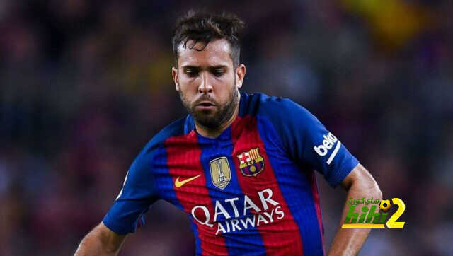 هل يطرح برشلونة البا للبيع ؟