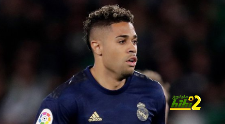 ماريانو مابين البقاء في الريال والانتقال لأتليتكو مدريد.!