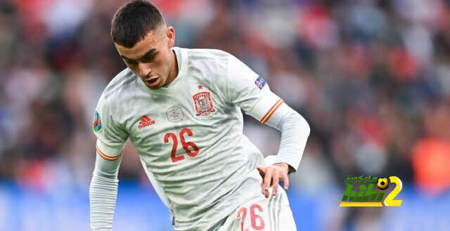 أوسكار يرفض مدح إسبانيا بعد لقاء إيطاليا