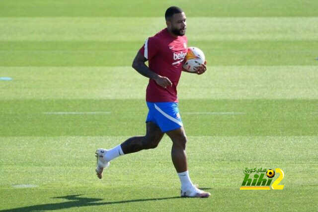 لوبيز يكشف عن توقعه لما سيفعله ديباي مع برشلونة