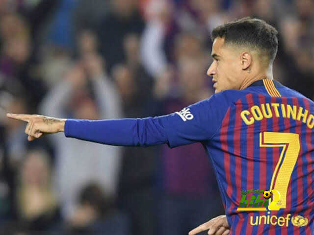 كوتينهو باق في برشلونة