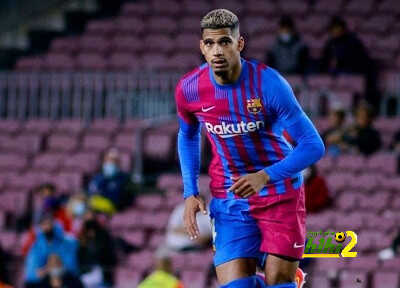 تعليق ناري من باكو بويو بعد تعثر برشلونة
