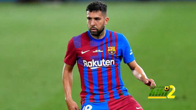 ميسي يطلب ألبا في سان جيرمان!