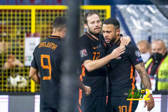 ديباى يجاور روبن وبيركامب برصيد ٣٧ هدف لهولندا!