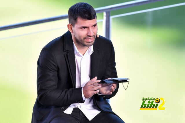أجويرو يتخذ قرارًا جديدًا مع برشلونة بعد اعتزاله