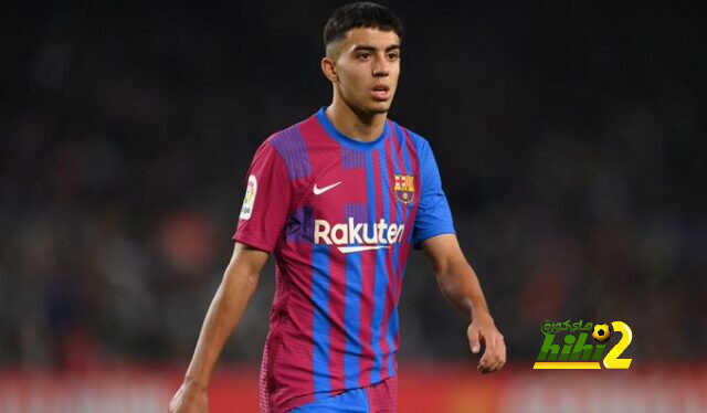 الياس يرفض الرحيل عن برشلونة
