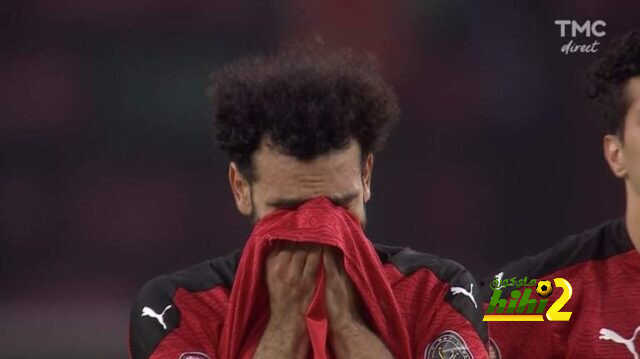 أسطورة ليفربول ينتقد مدرب مصر بسبب صلاح !
