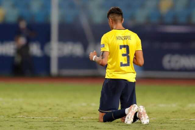 مدافع ليفركوزن يحظى باهتمام توتنهام!