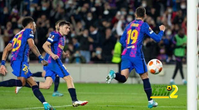 سانشيز يعبر عن قلقه بشأن مصير برشلونة بعد لقاء نابولي