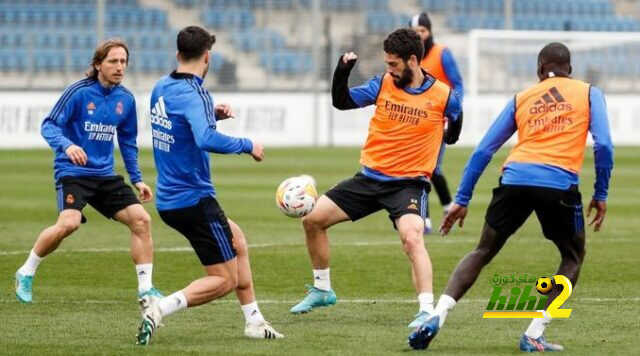 أغيري يكشف عن توقعه لتشكيل ريال مدريد في الإياب أمام باريس