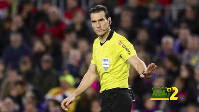 رسميًا : مونويرا حكمًا للكلاسيكو ولاهوز لاهوز لل VAR
