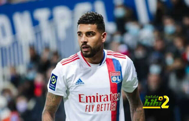 ما هو مصير إيمرسون، البقاء في ليون أو العودة للبلوز؟