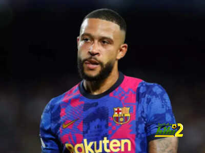 ديباي بين الرحيل أو التجديد مع برشلونة