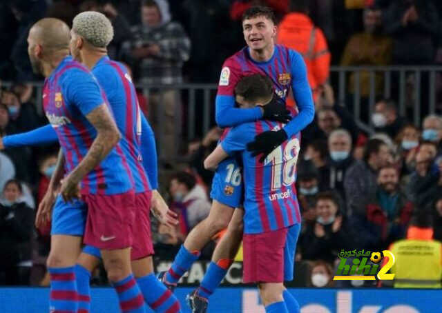 لاعب إشبيلية يعبر عن حسرته بعد الخسارة من برشلونة