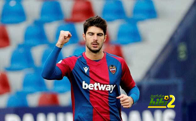 ليفانتي يسجل التعادل ضد برشلونة من علامة الجزاء