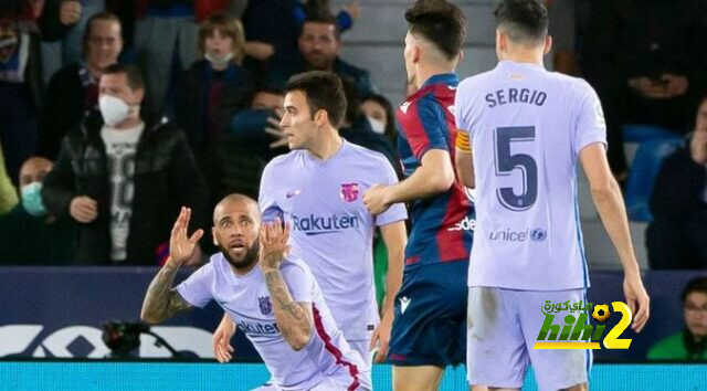 رأي خبير تحكيمي في ركلة جزاء ليفانتي الأولى ضد برشلونة