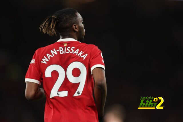 نادٍ إنجليزي مفاجئ يستهدف التعاقد مع بيساكا