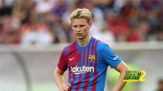 صراع ثنائي على ضم لاعب برشلونة