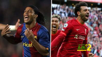 رونالدينيو يكيل المديح لمحمد صلاح