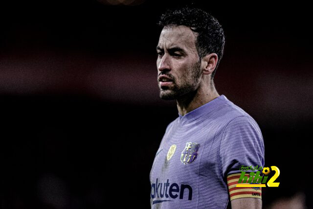 موقف برشلونة من تجديد عقد سيرجيو بوسكيتس