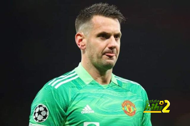 نادي صاعد يطلب التعاقد مع حارس مانشستر يونايتد
