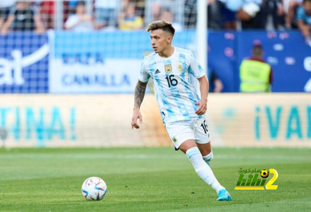 ليساندرو مارتينيز على رادار الآرسنال