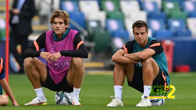 لماذا تعطل إنتقال ألونسو وأزبيلكويتا إلى برشلونة ؟
