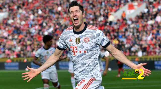 ليفاندوفسكي لاعبًا في برشلونة .. حُسم كل شيء