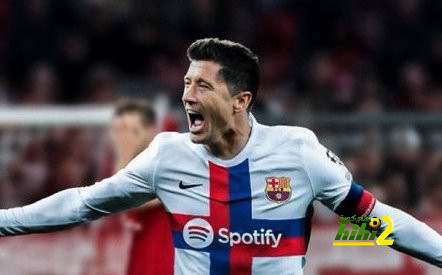 مالذي قاله تشافي ليوافق ليفاندوفسكي على الإنتقال لبرشلونة بعد حالة من الشكوك ؟