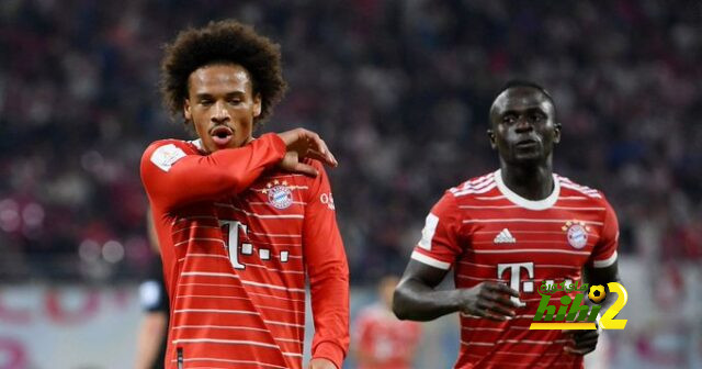 مانشستر يونايتد يستهدف نجم السيتي السابق