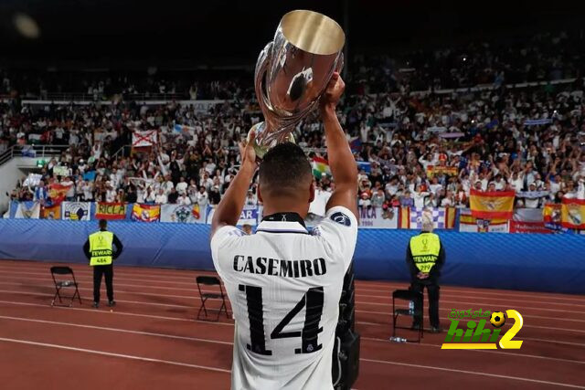 راتب كاسيميرو مع مانشستر يونايتد