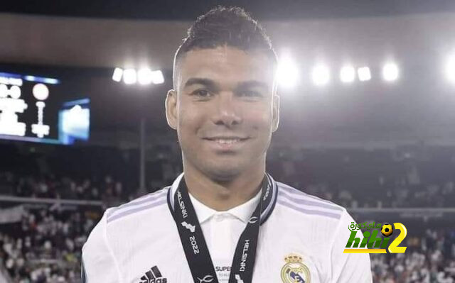 تفاصيل مثيرة في عرض مانشستر يونايتد للتعاقد مع كاسيميرو