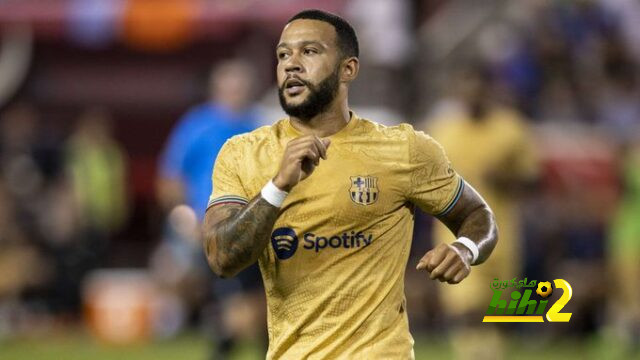 برشلونة ينتظر رحيل ديباي واوباميانج