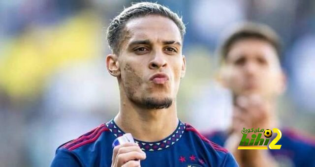 عرض فلكي من مانشستر يونايتد لضم أنتوني