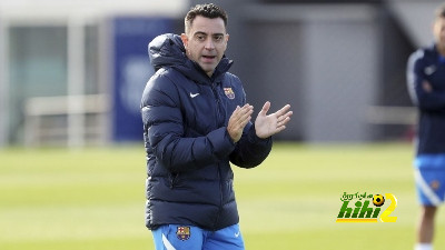 خيارات برشلونة لمركز الظهير الأيمن