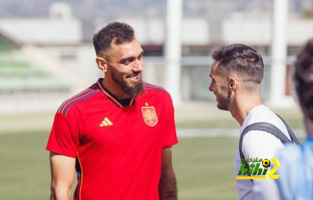 لاعب بيتيس يدعم فينيسيوس في قضيته ضد العنصرية